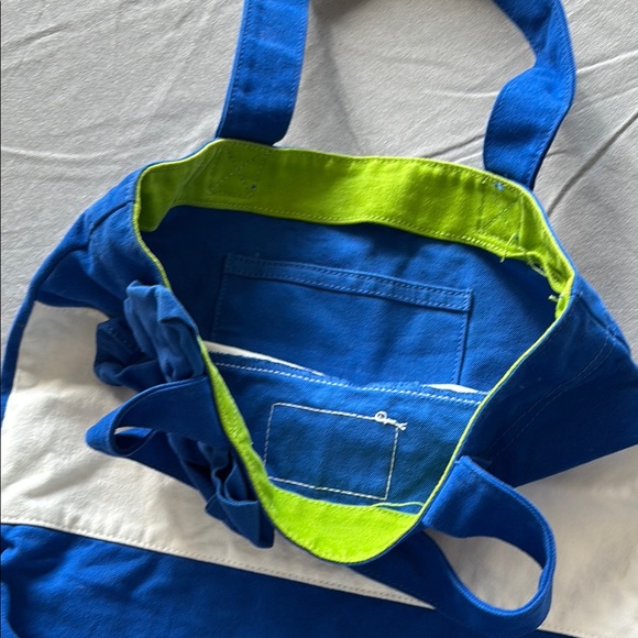 Gilly Hicks Blue and White Color-Block Tote Bag - Picture 4 of 5